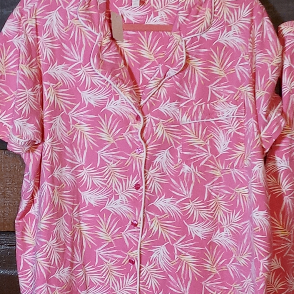 Secret Treasures 2X (18-20) Pink & White Exotic Short sleeve Top With Capris - Picture 3 of 8